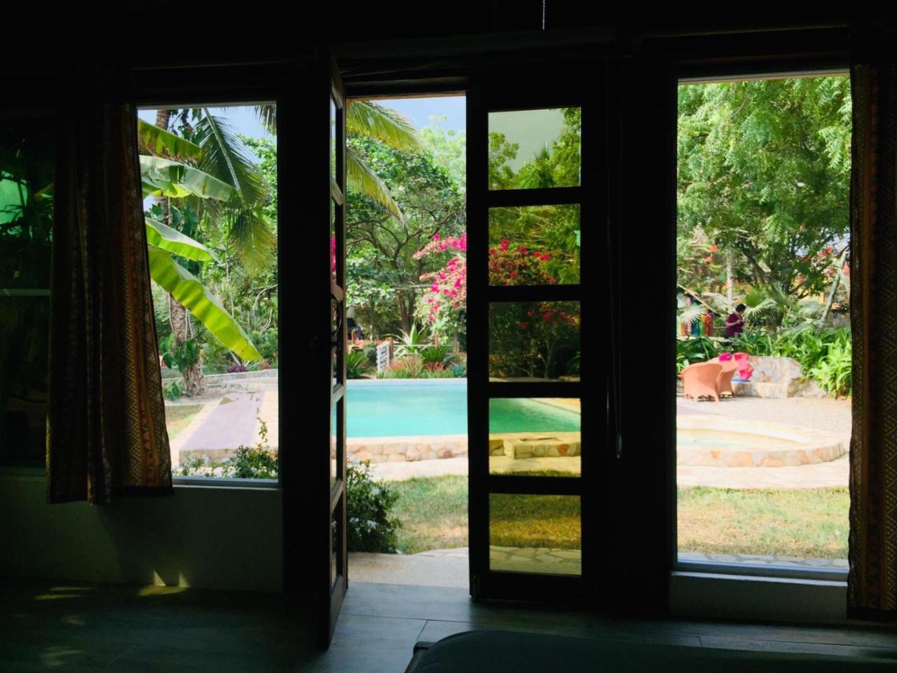 Kokrobite Garden Extérieur photo